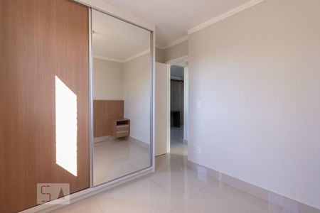 Apartamento à venda com 45m², 2 quartos e 1 vagaQuarto 1 - Armários