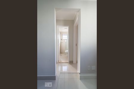 Apartamento à venda com 45m², 2 quartos e 1 vagaBanheiro Corredor