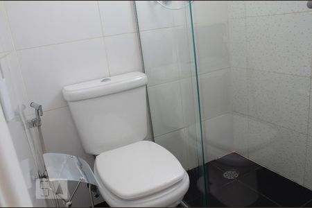 Banheiro de apartamento para alugar com 2 quartos, 63m² em Jardim Paraíso, São Paulo