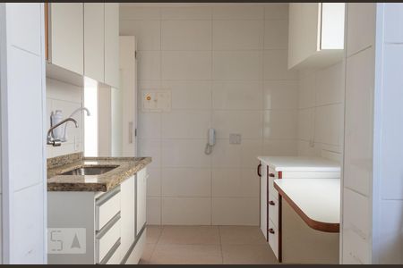 Apartamento para alugar com 63m², 2 quartos e 1 vagaCozinha
