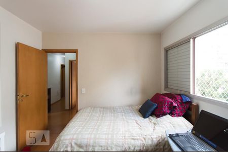 Apartamento à venda com 295m², 4 quartos e 2 vagasDormitório 1