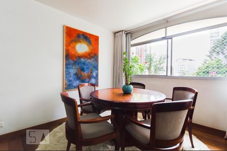 Apartamento à venda com 295m², 4 quartos e 2 vagasSala