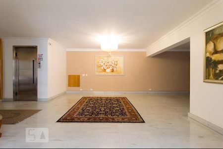 Apartamento à venda com 295m², 4 quartos e 2 vagasHall social