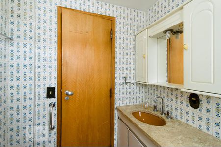 Apartamento à venda com 295m², 4 quartos e 2 vagasBanheiro