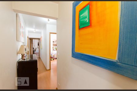 Apartamento à venda com 295m², 4 quartos e 2 vagasCorredor