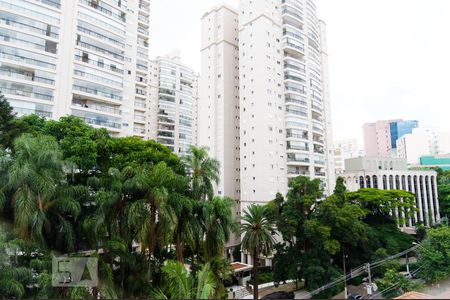 Apartamento à venda com 295m², 4 quartos e 2 vagasVista da Rua