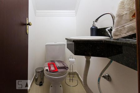 Lavabo de casa à venda com 3 quartos, 167m² em Vila Carrão, São Paulo
