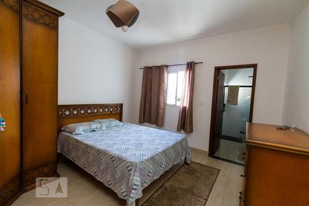 Casa à venda com 167m², 3 quartos e 3 vagasSuite