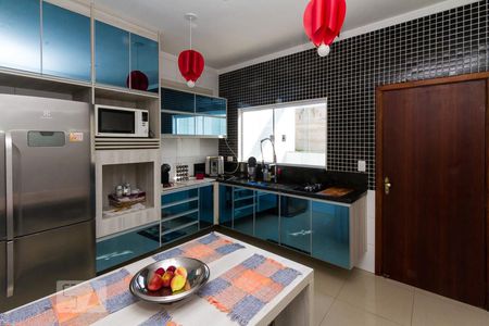 Cozinha de casa à venda com 3 quartos, 170m² em Vila Carrão, São Paulo