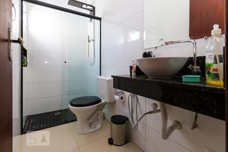 Casa à venda com 167m², 3 quartos e 3 vagasBanheiro da Suíte