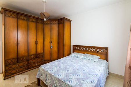 Casa à venda com 167m², 3 quartos e 3 vagasSuíte