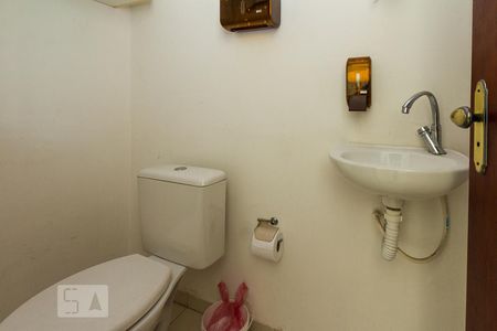 Casa à venda com 167m², 3 quartos e 3 vagasbanheiro de Serviço