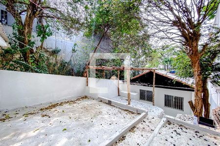 Casa para alugar com 50m², 1 quarto e 1 vagaÁrea externa