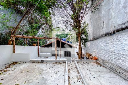 Casa para alugar com 50m², 1 quarto e 1 vagaÁrea externa