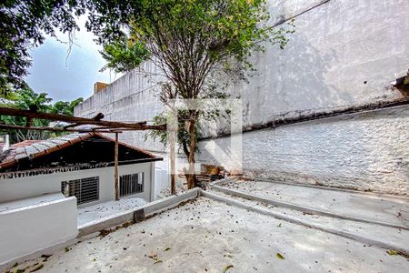 Casa para alugar com 50m², 1 quarto e 1 vagaÁrea externa