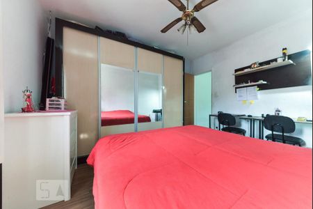 Casa à venda com 150m², 2 quartos e 2 vagas Casa à venda com 150m², 2 quartos e 2 vagasQuarto 1