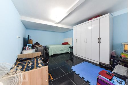 Casa à venda com 150m², 2 quartos e 2 vagas Casa à venda com 150m², 2 quartos e 2 vagasEdícula
