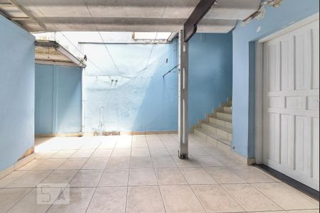 Casa à venda com 150m², 2 quartos e 2 vagas Casa à venda com 150m², 2 quartos e 2 vagasQuintal