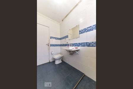 Casa à venda com 150m², 2 quartos e 2 vagas Casa à venda com 150m², 2 quartos e 2 vagasBanheiro