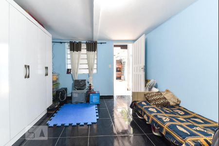 Casa à venda com 150m², 2 quartos e 2 vagas Casa à venda com 150m², 2 quartos e 2 vagasEdícula