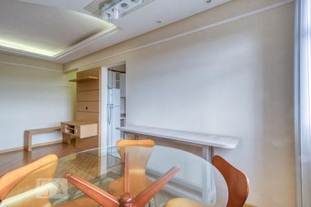 Sala de apartamento para alugar com 2 quartos, 68m² em Alto da Glória, Curitiba
