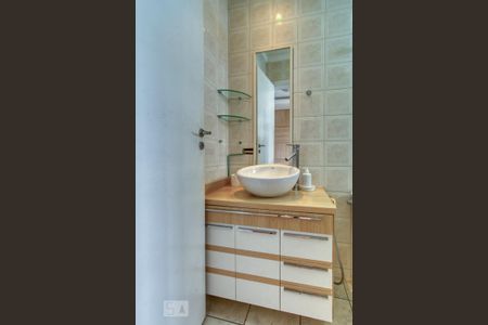 Apartamento para alugar com 68m², 2 quartos e 1 vagaBanheiro da Suíte