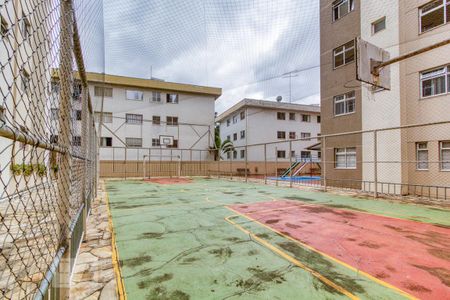 Apartamento para alugar com 68m², 2 quartos e 1 vagaÁrea comum - Quadra esportiva
