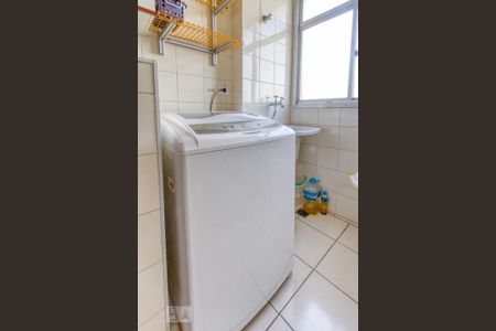 Apartamento para alugar com 68m², 2 quartos e 1 vagaÁrea de Serviço