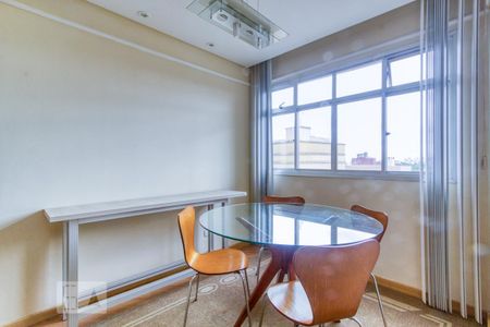 Sala de apartamento para alugar com 2 quartos, 68m² em Alto da Glória, Curitiba