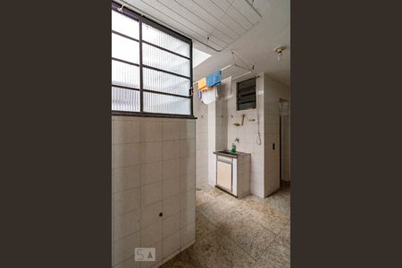 Apartamento à venda com 146m², 3 quartos e 1 vagaÁrea de Serviço