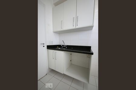 Apartamento à venda com 66m², 2 quartos e 1 vagaÁrea de Serviço