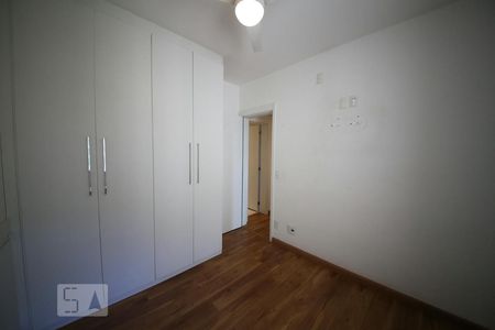 Apartamento à venda com 66m², 2 quartos e 1 vagaQuarto 2