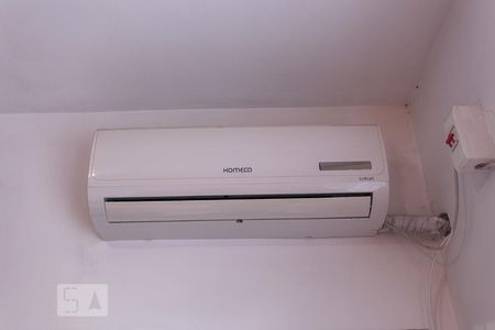 Casa à venda com 220m², 3 quartos e 2 vagasAr condicionado