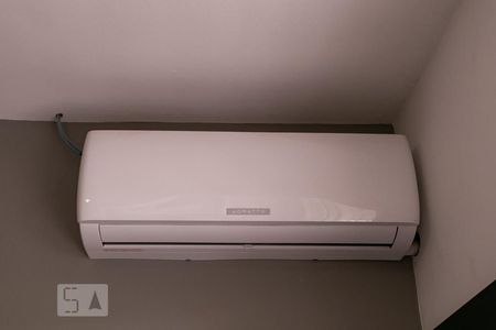 Casa à venda com 220m², 3 quartos e 2 vagasAr condicionado