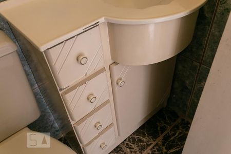 Casa à venda com 220m², 3 quartos e 2 vagasDetalhe