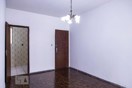 Apartamento à venda com 74m², 2 quartos e sem vaga Apartamento à venda com 74m², 2 quartos e sem vagaSala