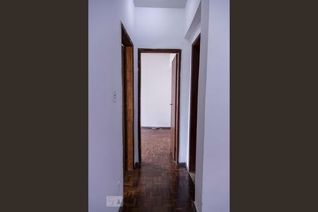 Apartamento à venda com 74m², 2 quartos e sem vaga Apartamento à venda com 74m², 2 quartos e sem vagaCorredor