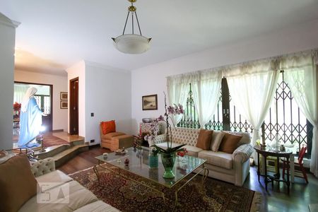 Sala de casa à venda com 4 quartos, 650m² em Jardim Leonor, São Paulo