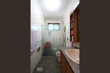 Casa à venda com 650m², 4 quartos e 4 vagasBanheiro