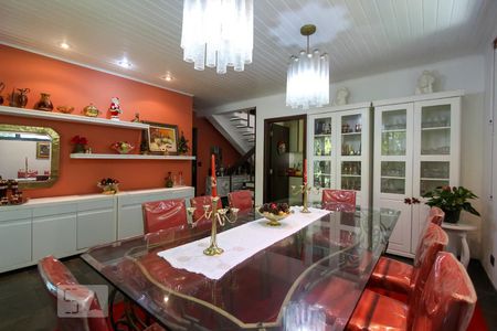 Casa à venda com 650m², 4 quartos e 4 vagasSala de jantar