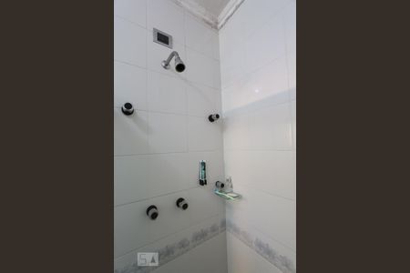 Casa à venda com 650m², 4 quartos e 4 vagasBanheiro da suíte 2