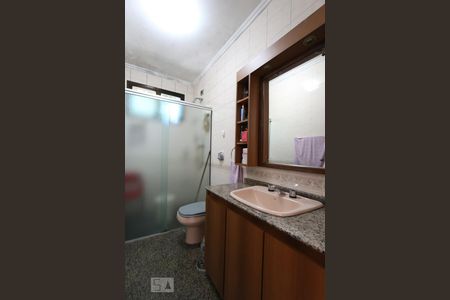 Casa à venda com 650m², 4 quartos e 4 vagasBanheiro