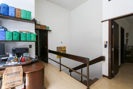 Casa à venda com 650m², 4 quartos e 4 vagasHall dos quartos