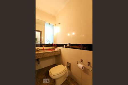 Casa à venda com 650m², 4 quartos e 4 vagasLavabo