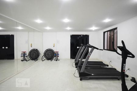 Apartamento à venda com 201m², 4 quartos e 5 vagasAcademia