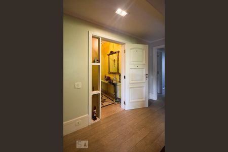 Apartamento à venda com 201m², 4 quartos e 5 vagasHall de Entrada