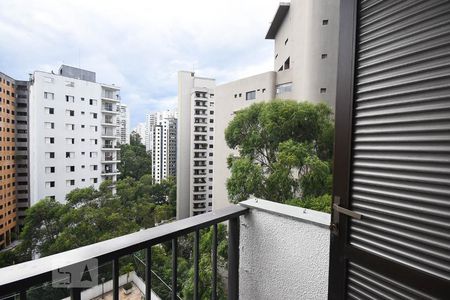 Apartamento à venda com 201m², 4 quartos e 5 vagasVaranda da Suíte 1