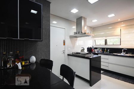 Apartamento à venda com 201m², 4 quartos e 5 vagasv