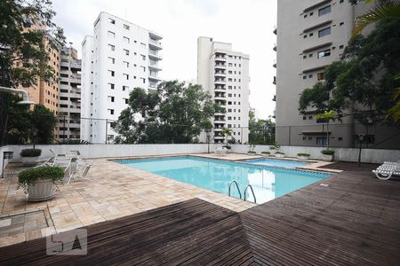 Apartamento à venda com 201m², 4 quartos e 5 vagasPiscina
