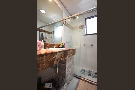 Apartamento à venda com 201m², 4 quartos e 5 vagasBanheiro